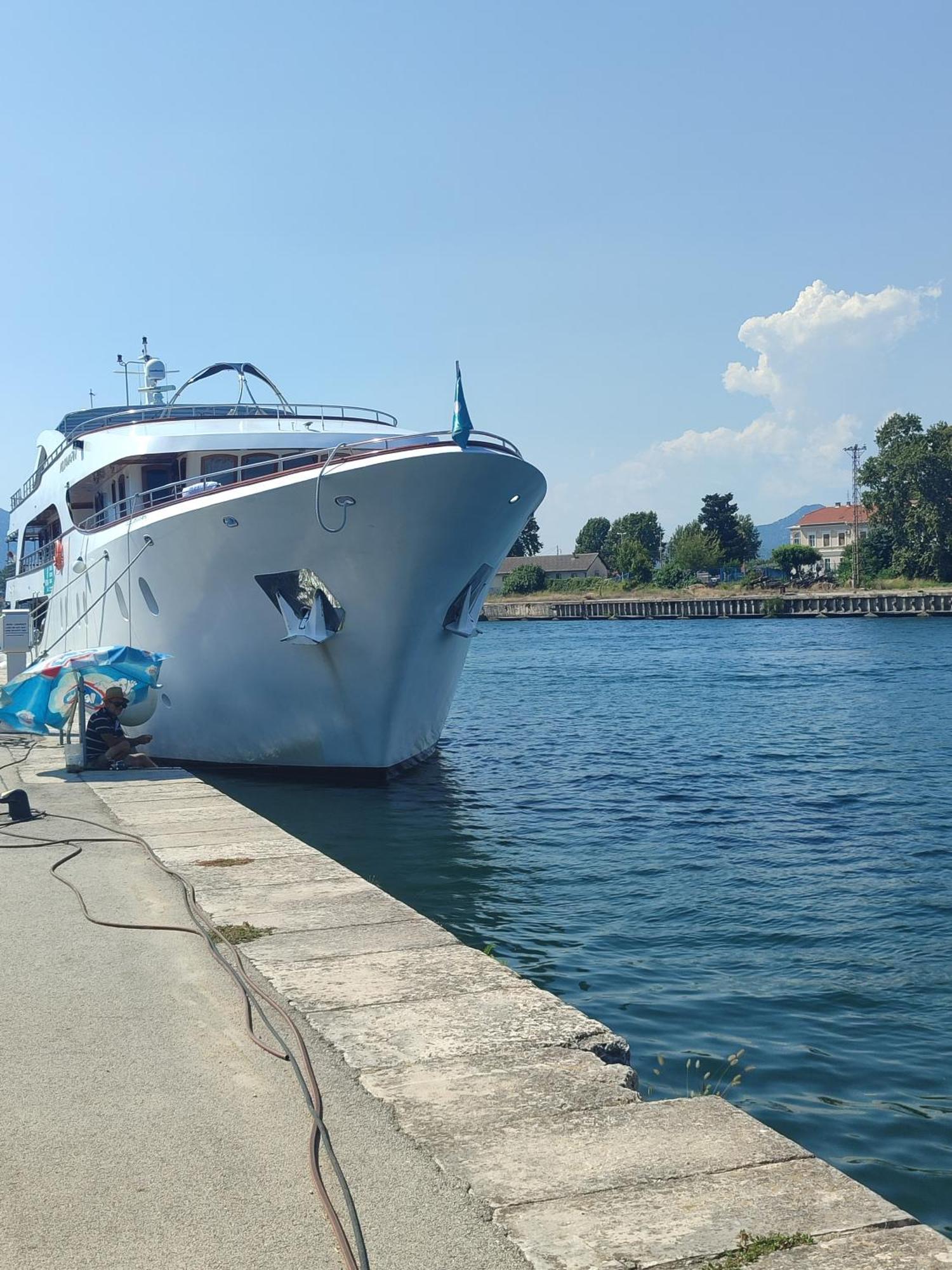 Apartman "Sarap" Metkovic Exterior photo